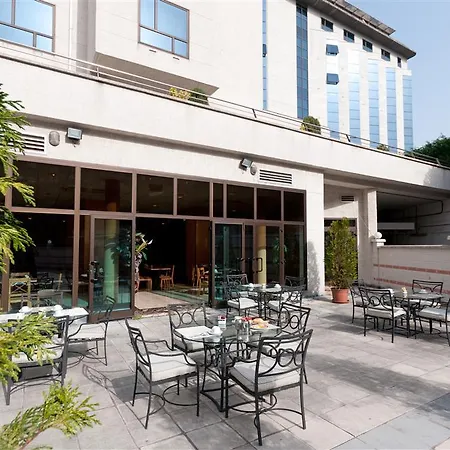 Zentral Rey Pelayo Отель