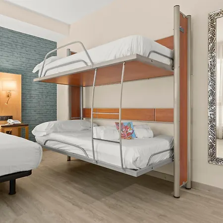 Zentral Rey Pelayo ヒホン