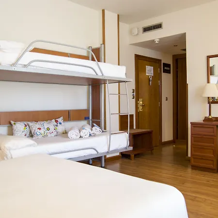 Zentral Rey Pelayo ホテル