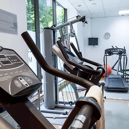 Zentral Rey Pelayo 4* ヒホン