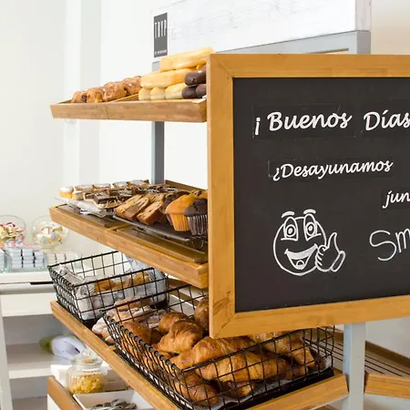 Zentral Rey Pelayo ホテル 4*