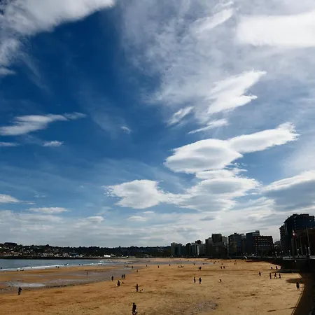 ホテル Zentral Rey Pelayo 4*