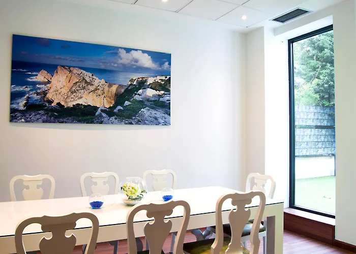 Zentral Rey Pelayo Hotel