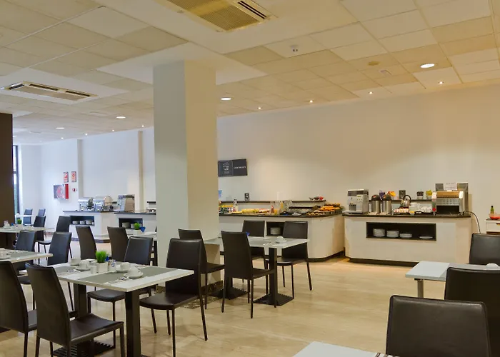 Hotel Zentral Rey Pelayo