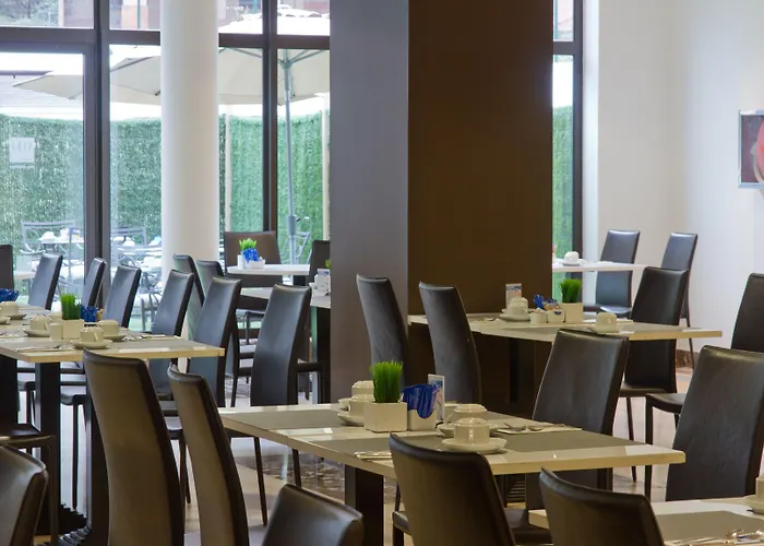 Zentral Rey Pelayo Hotel