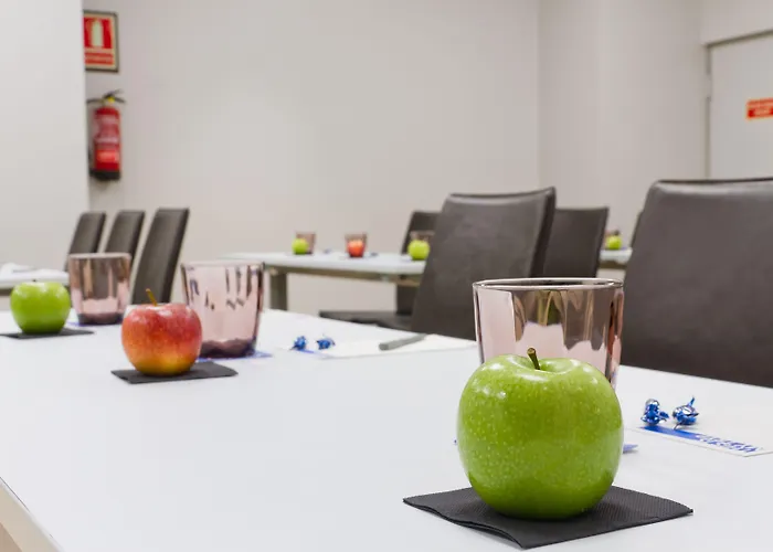 Hotel Zentral Rey Pelayo 4*