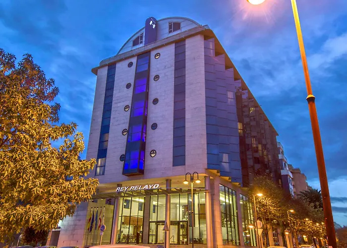 Zentral Rey Pelayo 4* Gijón