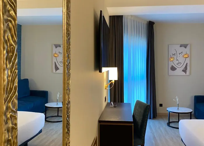 Otel Zentral Rey Pelayo 4*