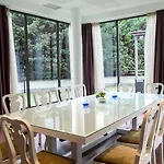Zentral Rey Pelayo Hotel