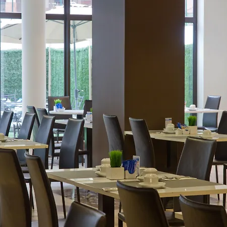 Zentral Rey Pelayo Hotel