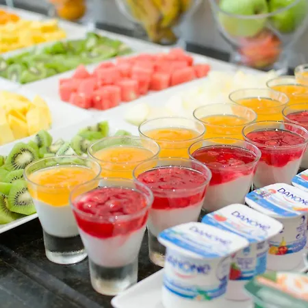 Hotel Zentral Rey Pelayo 4*