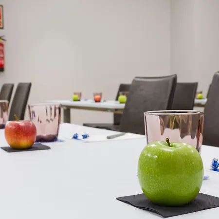 Hotel Zentral Rey Pelayo 4*