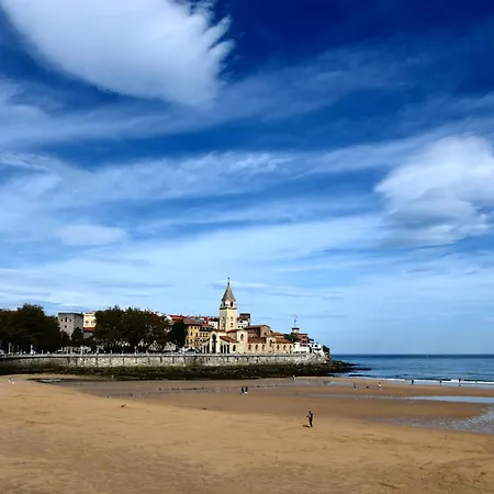 Zentral Rey Pelayo Hotel